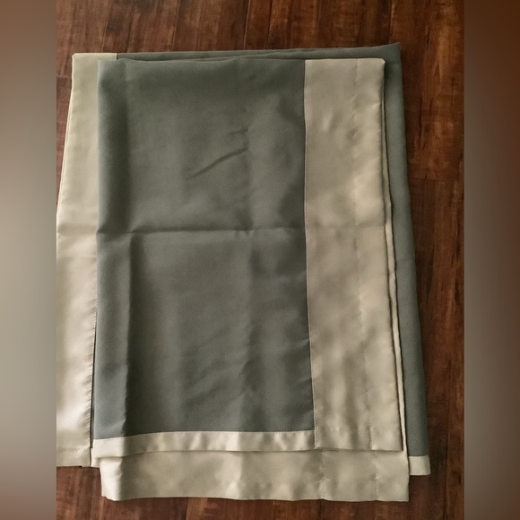 Two Eclipse Solid Thermapanel Modern Room Darkening Rod
Pocket Window Curtains - Picture 4 of 5